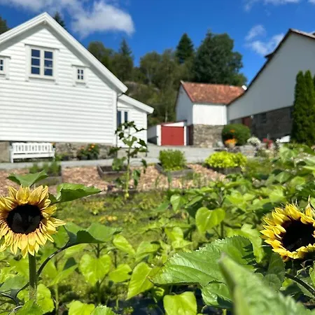 Hus Med Bat Og Sjohus Dom wakacyjny Tysvaer